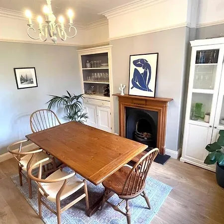 Casa vacanze A Wonderful And Cosy Townhouse In *